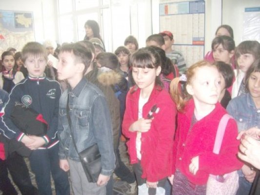 Elevii din Constanţa au sărbătorit Ziua Internaţională a Apei, la sediul RAJA